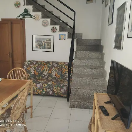 Holiday home Casa Gioia San Cataldo (Apulia)